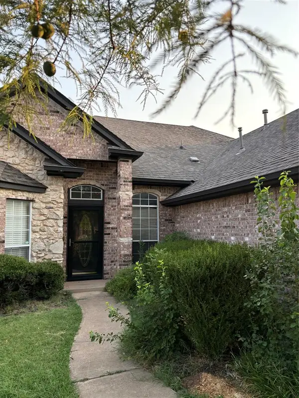 2009 Del Simmons Drive, Edmond, OK 73003