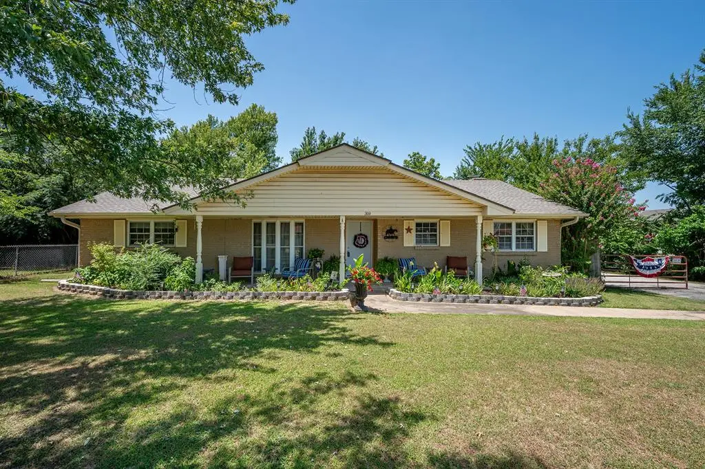 319 S Main Street, McLoud, OK 74851 - #1