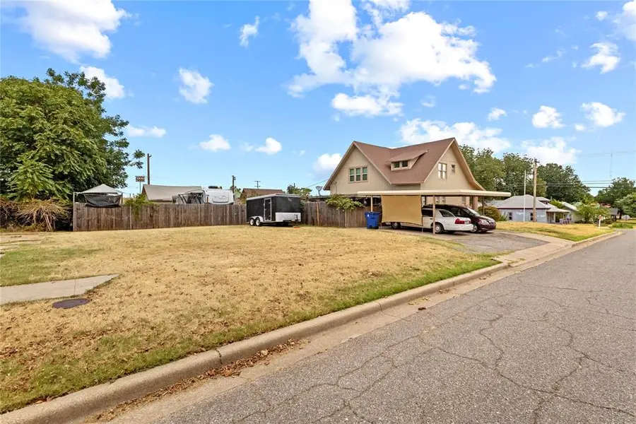 312 SW 3rd Street, Anadarko, OK 73005 - #3