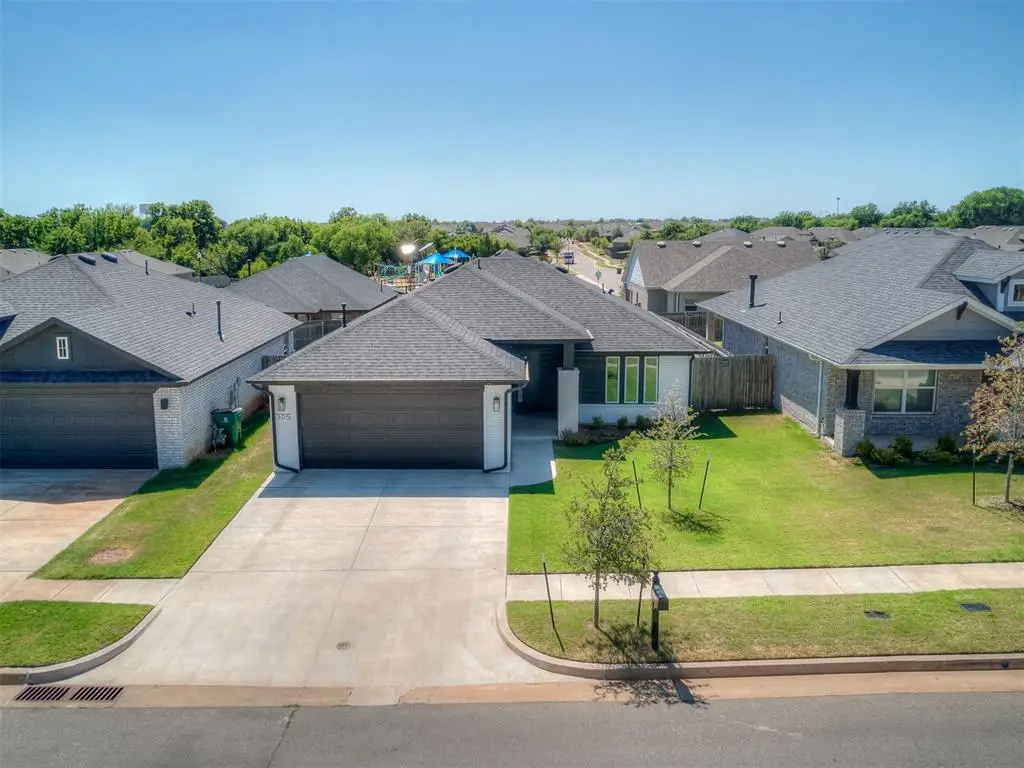 305 Pergola Street, Yukon, OK 73099 - #1