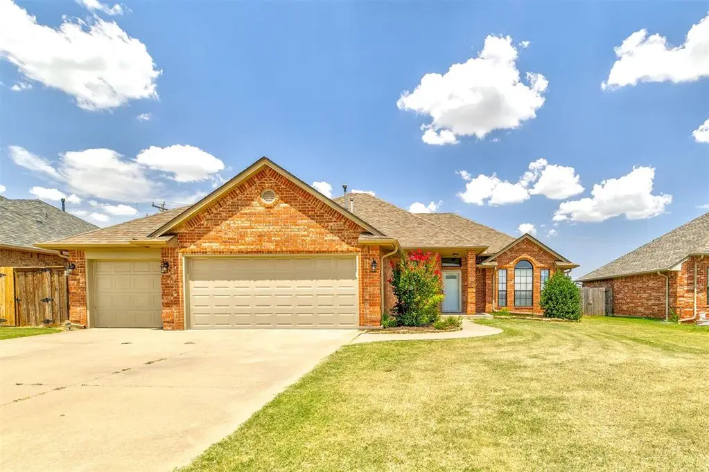 551 W Geronimo Court Way, Mustang, OK 73064 - #1