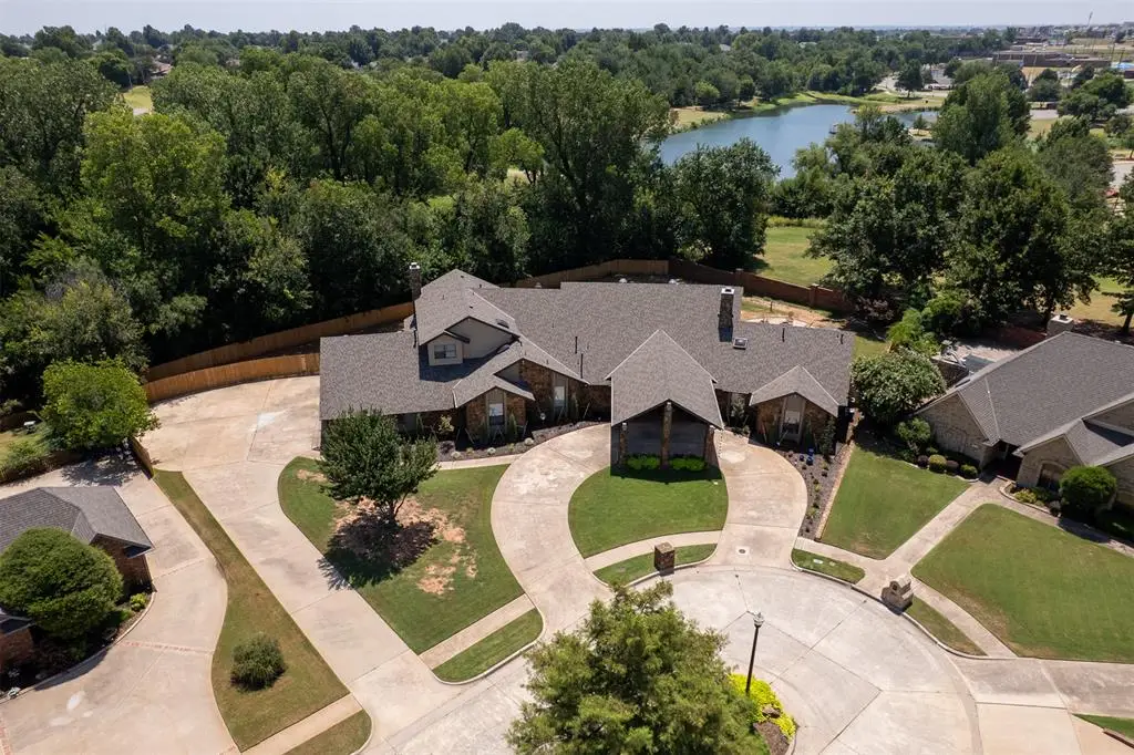 1530 Spring Creek Drive, Yukon, OK 73099 - #1