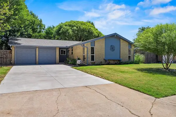 725 Ranchoak Drive, Yukon, OK 73099