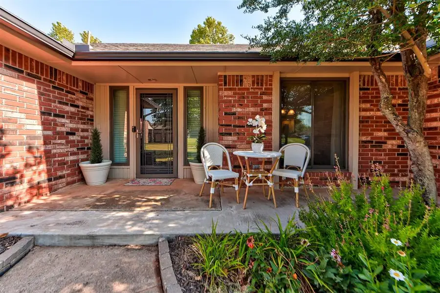 301 Little Chisholm Circle, Edmond, OK 73012 - #2