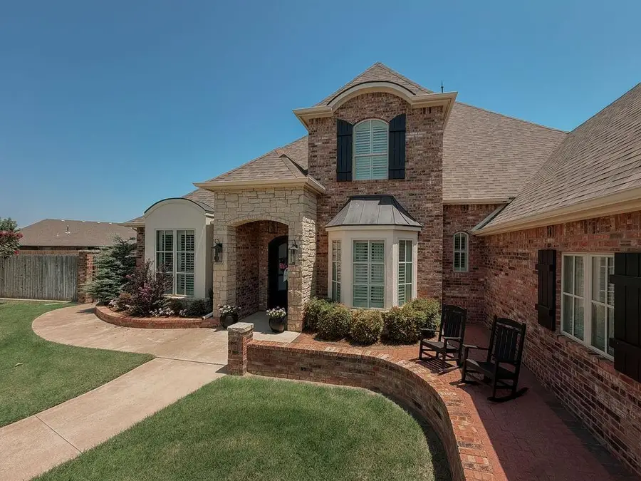 913 Stonebridge Court, Weatherford, OK 73096 - #2