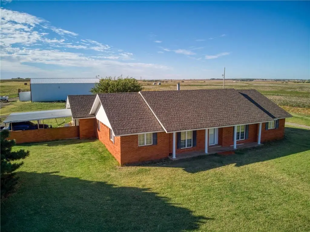 17320 E 1250 Road, Erick, OK 73645 - #1