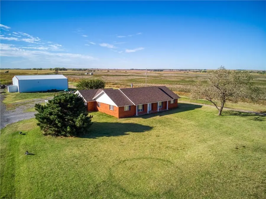 17320 E 1250 Road, Erick, OK 73645 - #2