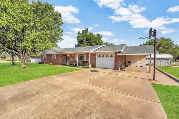 1001 W Ash Street, Hobart, OK 73651