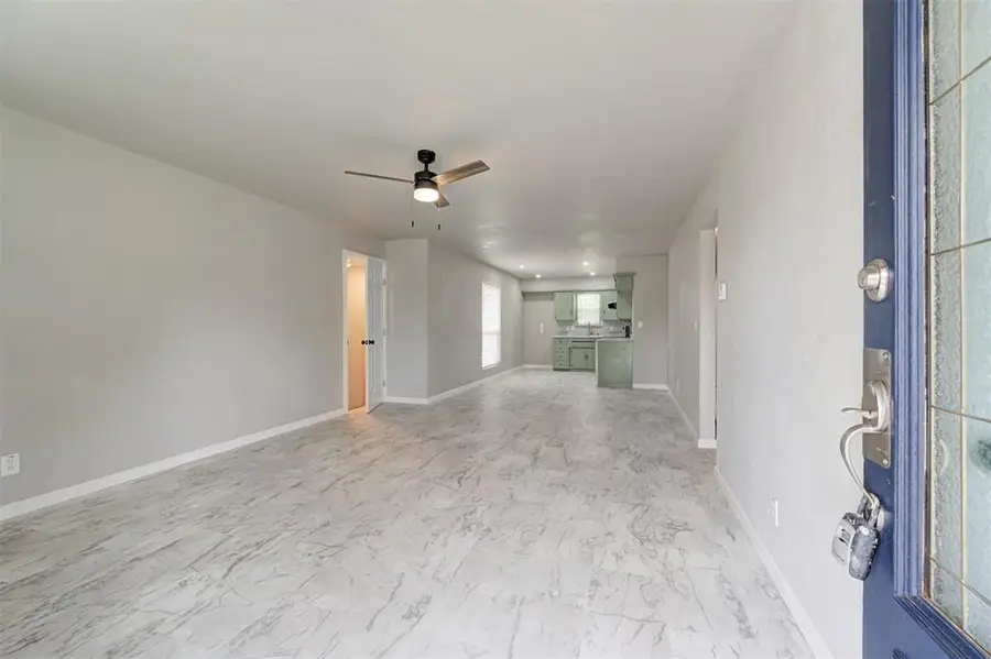 201 Dianna Drive, Yukon, OK 73099 - #3