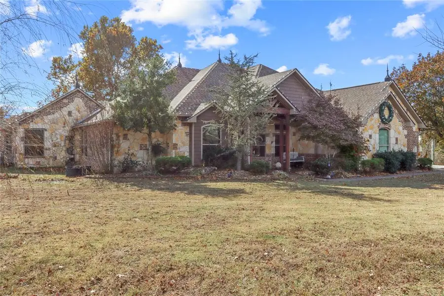 555 N White Chimney Road, Stuart, OK 74570 - #2