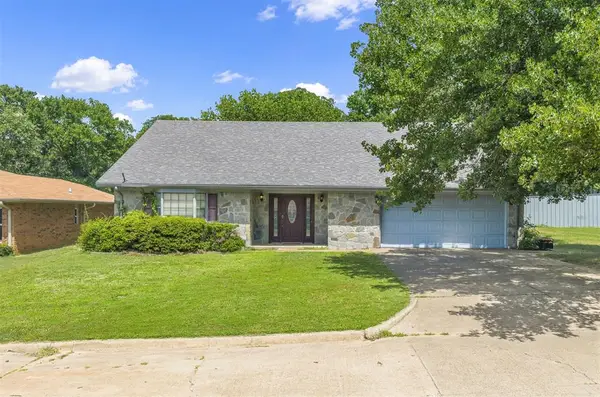 75 Cherry Street, Healdton, OK 73438