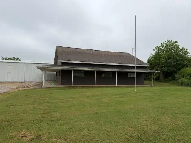 3212 E Walnut Street, Tecumseh, OK 74873 - #1