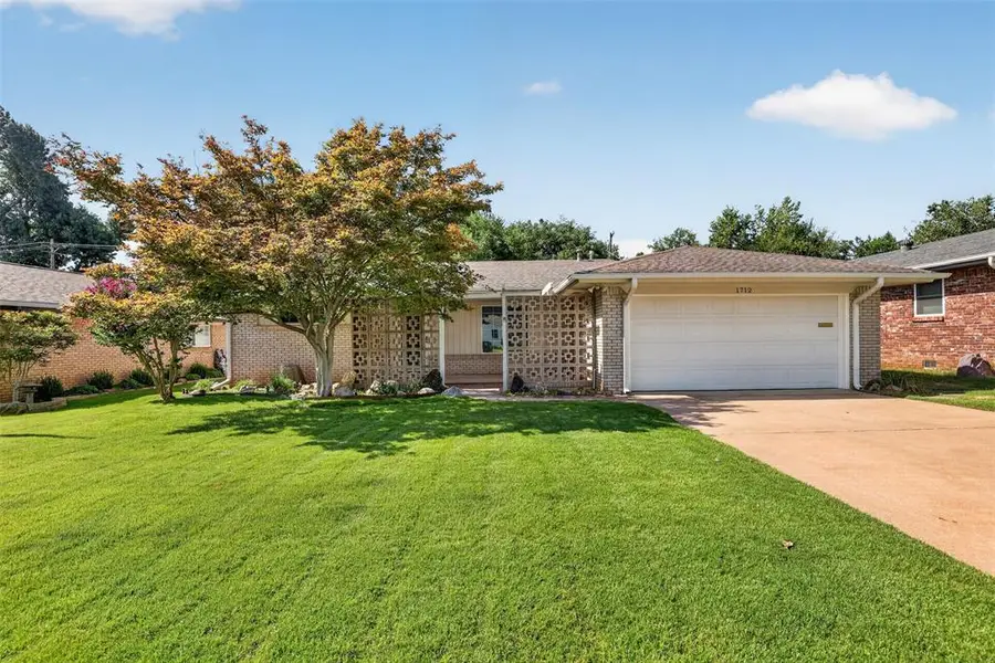 1712 Westbrooke Terrace, Norman, OK 73072 - #2