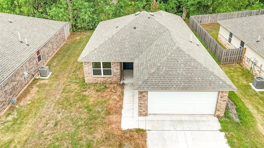 840 Highgarden Circle, Noble, OK 73068 - #2