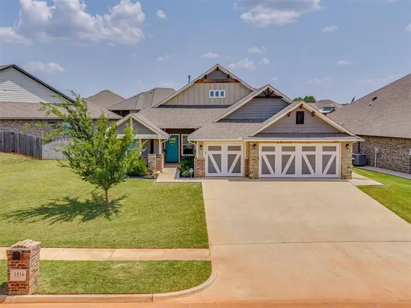 1516 Pendleton Place, Moore, OK 73160