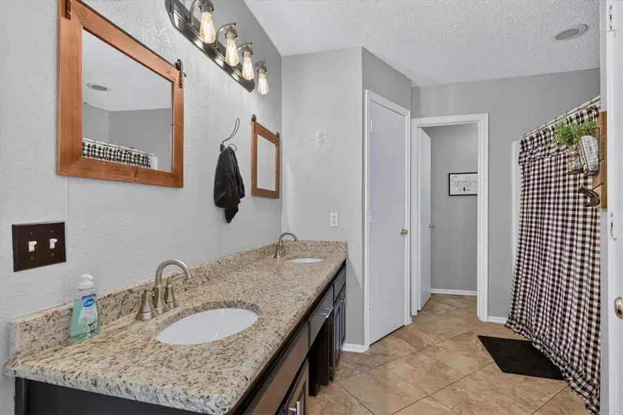 13417 Briar Hollow Drive, Oklahoma City, OK 73170 - #2