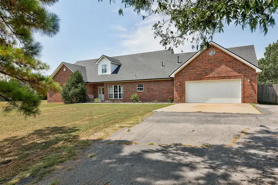 50 Serenada Lane, Shawnee, OK 74804 - #3