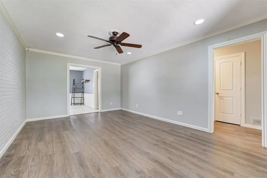 327 Woodcrest Drive, Norman, OK 73071 - #3