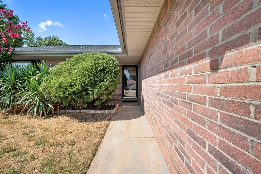 1709 Sandalwood Drive, Norman, OK 73071 - #3