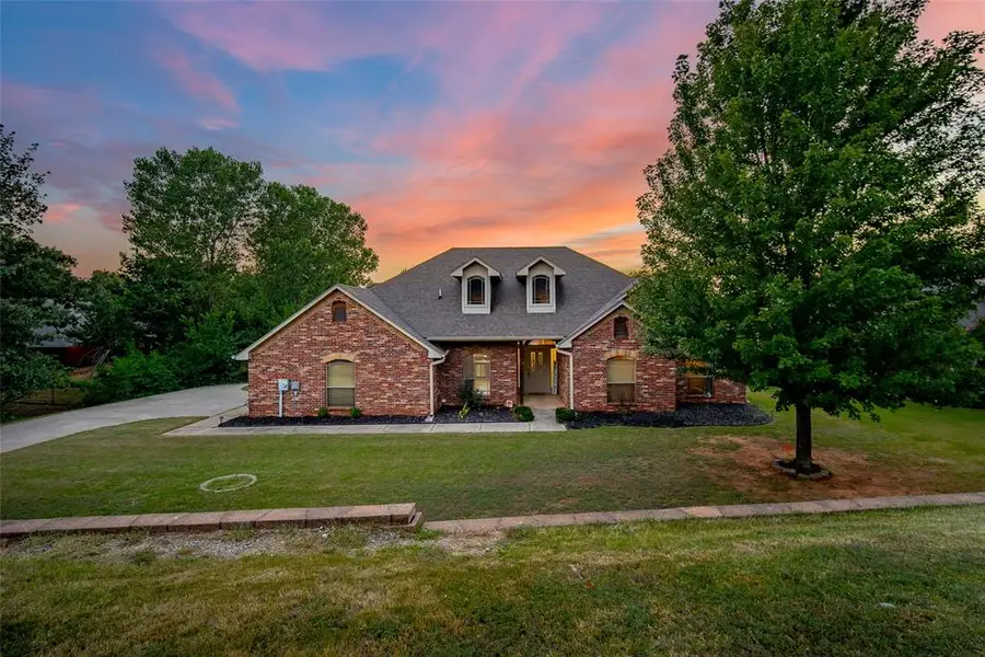 8621 Blue Heron Cove, Edmond, OK 73034 - #2