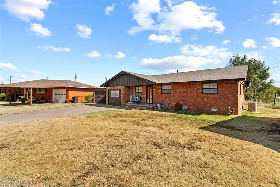 523 Ruth Drive, Carnegie, OK 73015 - #2