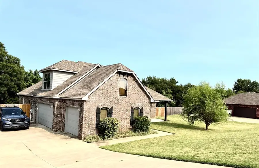 286 Mounds Road, Harrah, OK 73045 - #2