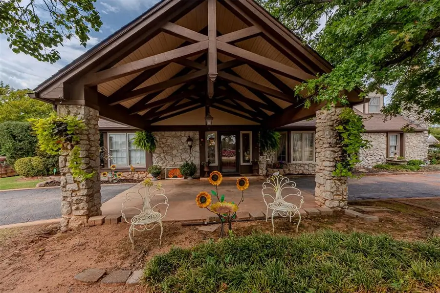 254 N Marshall Drive, Chandler, OK 74834 - #3