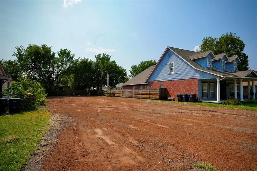 4803 N Asbury Avenue, Bethany, OK 73008 - #3