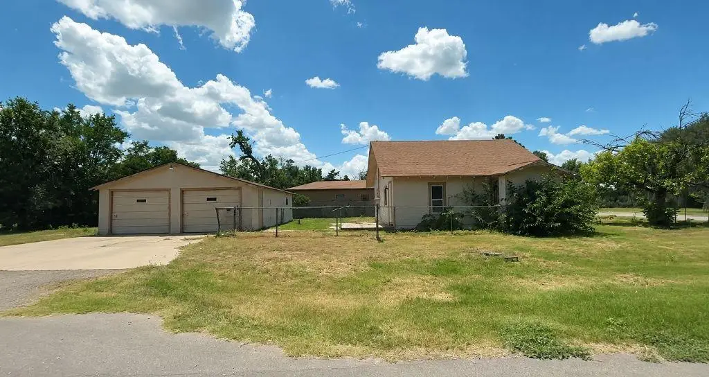 417 W First Street, Gage, OK 73843 - #1