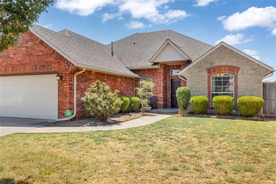 566 W Hunters Court Way, Mustang, OK 73064 - #3