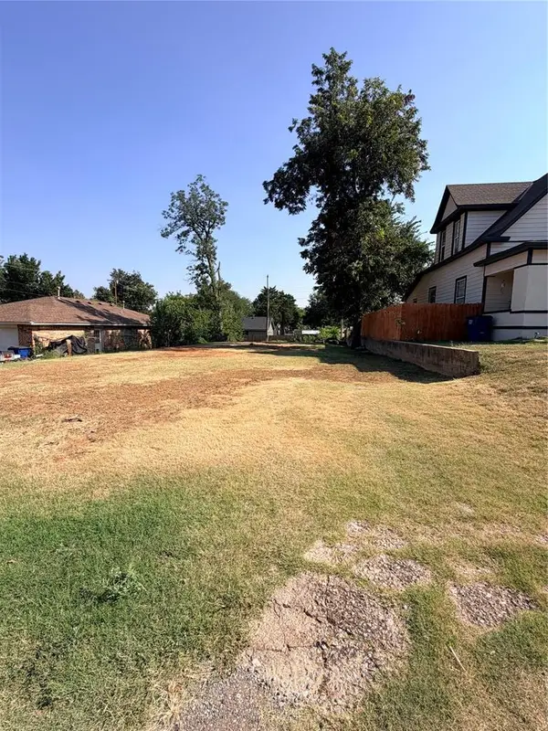 1005 W London Avenue, El Reno, OK 73036