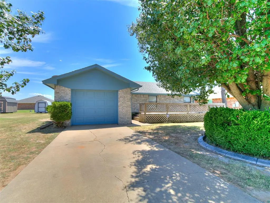 3403 W Mississippi Avenue, Chickasha, OK 73018 - #1