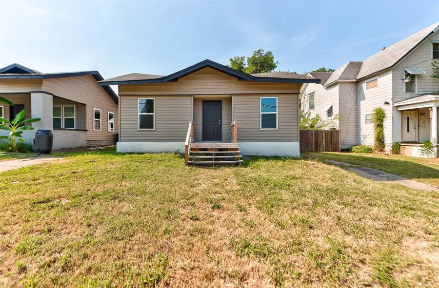 1015 E Main Street, Shawnee, OK 74801 - #2