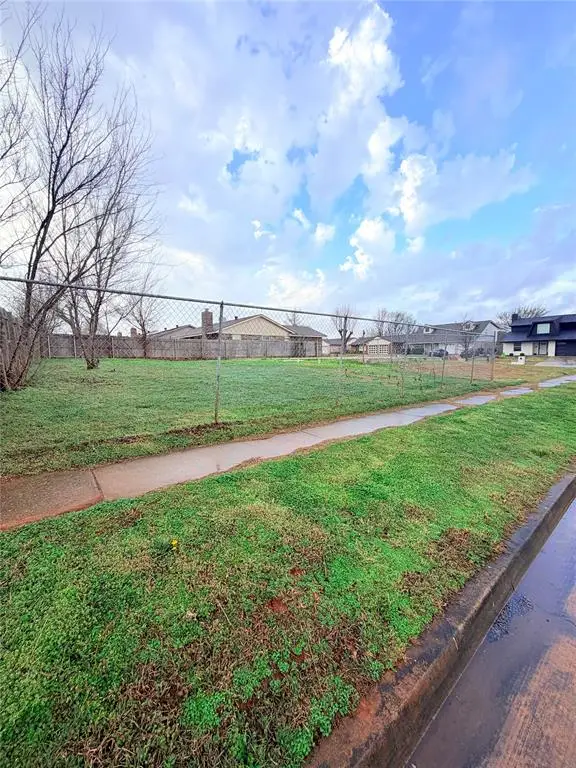 4900 Beacon Hill Road, Oklahoma City, OK 73135 - #3