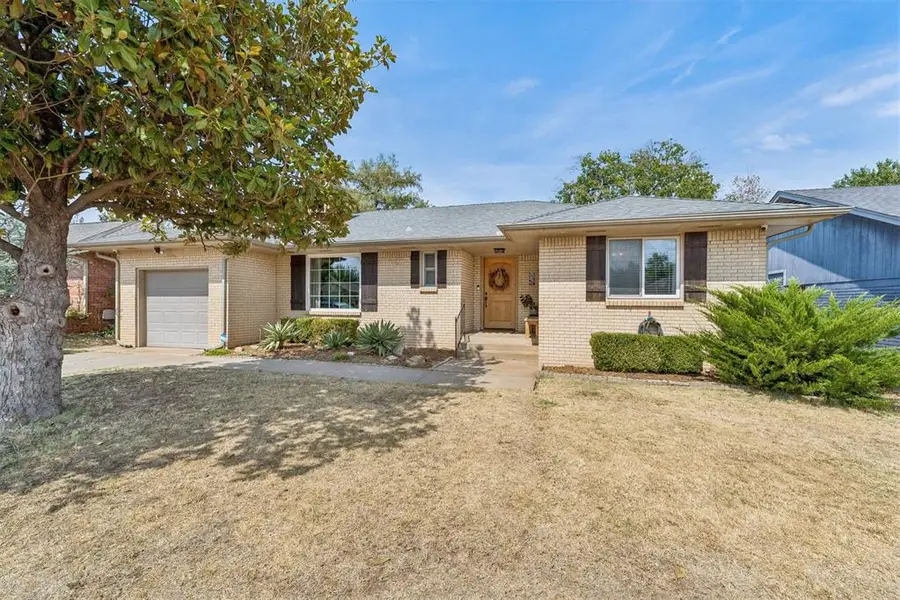 2521 Huntleigh Drive, Oklahoma City, OK 73120 - #2