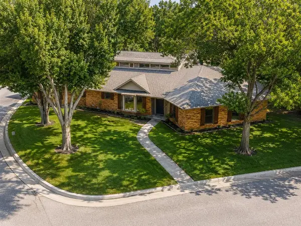 8340 NW 82nd Street, Oklahoma City, OK 73132