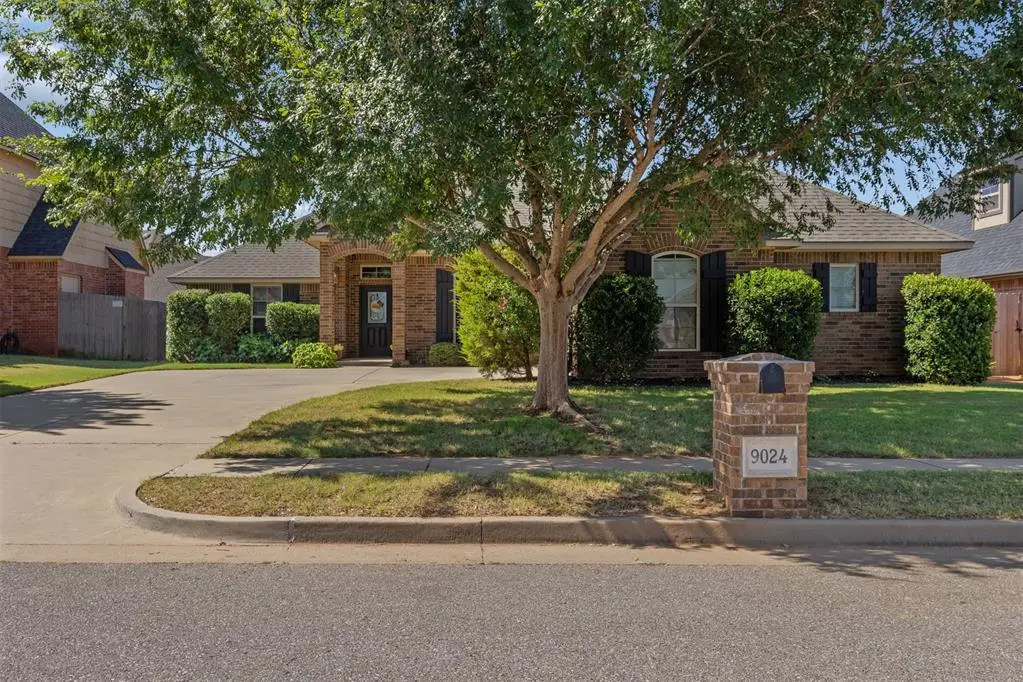 9024 NW 84th Terrace, Yukon, OK 73099 - #1