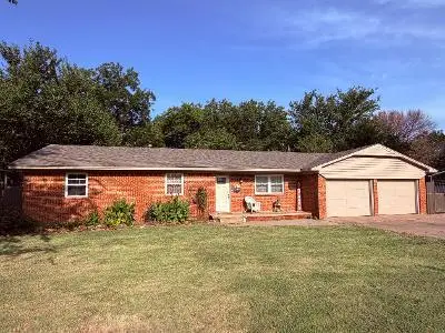 312 N Carey Street, Wynnewood, OK 73098 - #1
