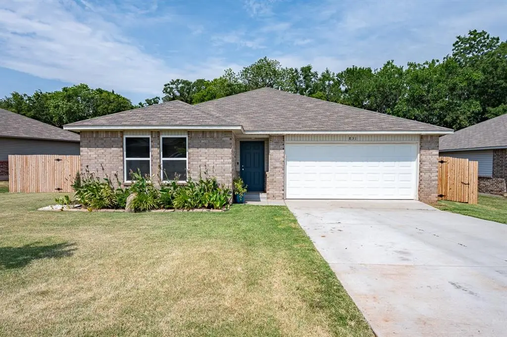 831 Twin Lakes Drive, Noble, OK 73068 - #1