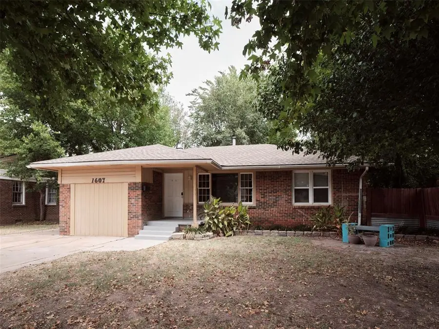 1607 Oxford Way, Oklahoma City, OK 73120 - #2