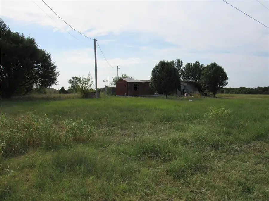 129 Hawk Spring Drive, McLoud, OK 74851 - #2