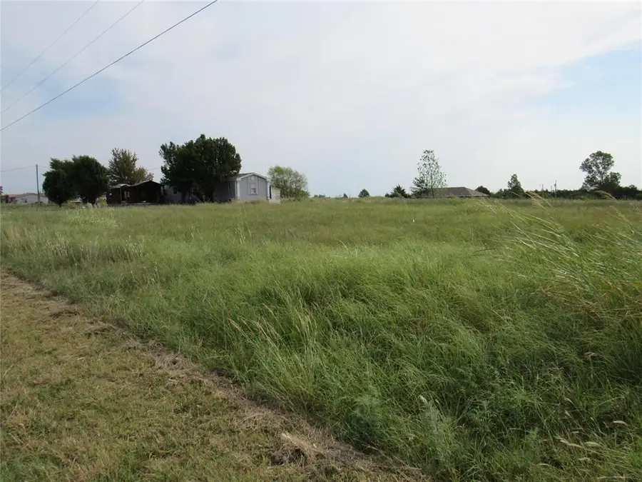 129 Hawk Spring Drive, McLoud, OK 74851 - #3