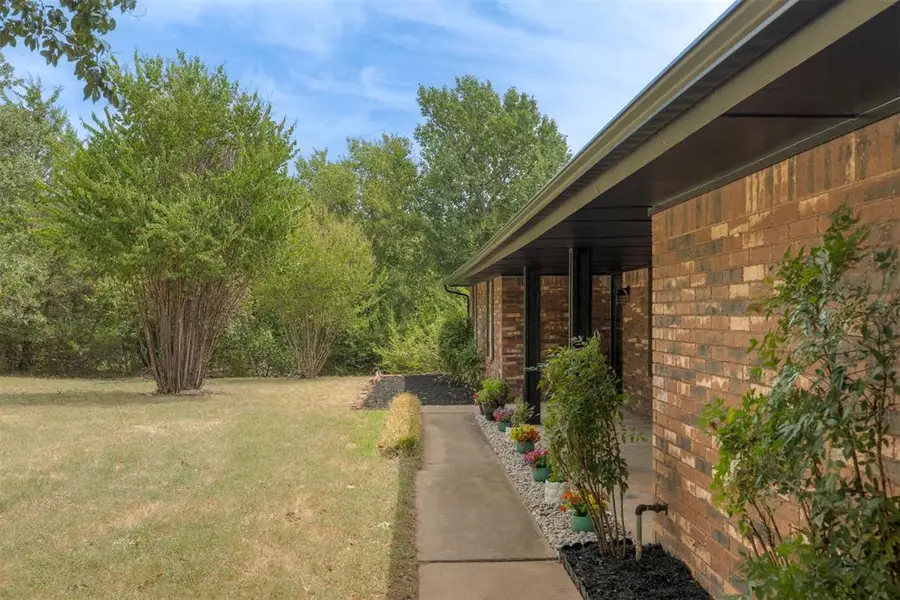 4108 E Blue Ridge Road, Edmond, OK 73034 - #2