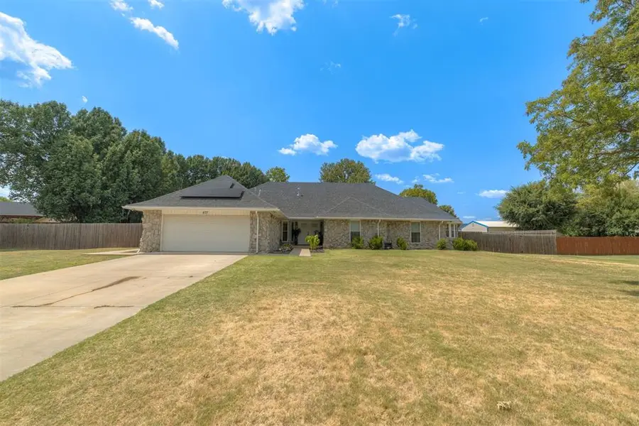 617 N Falcon Way, Mustang, OK 73064 - #2