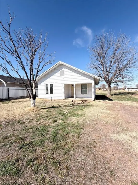 214 W Dorothy Street, Hollis, OK 73550 - #1