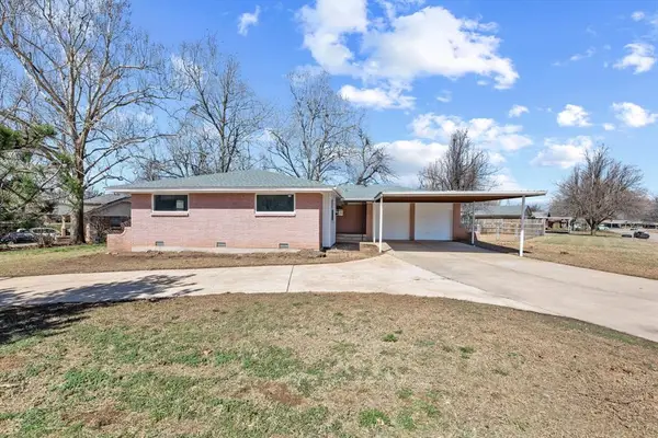 141 W Silver Meadow Drive, Midwest City, OK 73110