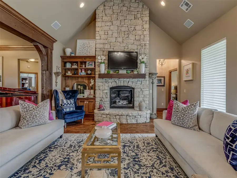 700 Newport Bridge Drive, Edmond, OK 73034 - #3