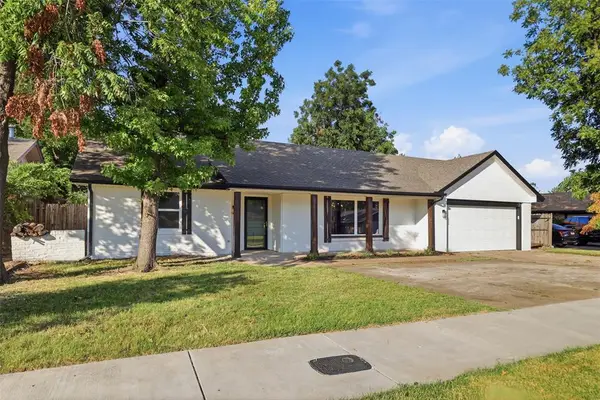 2704 NW 110th Street, Oklahoma City, OK 73120