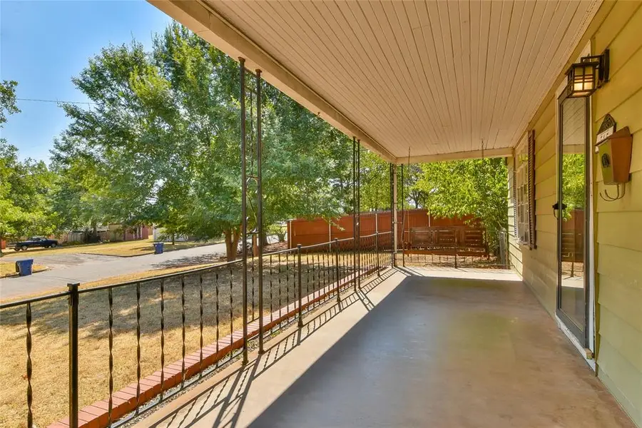 315 N 13th Street, Guthrie, OK 73044 - #3