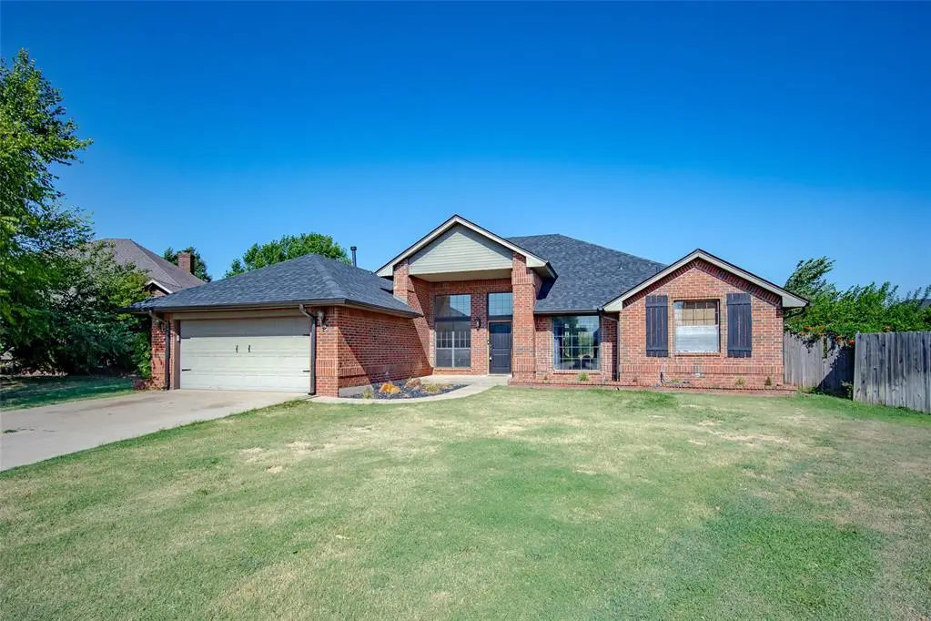 613 N Caddell Way, Mustang, OK 73064 - #1